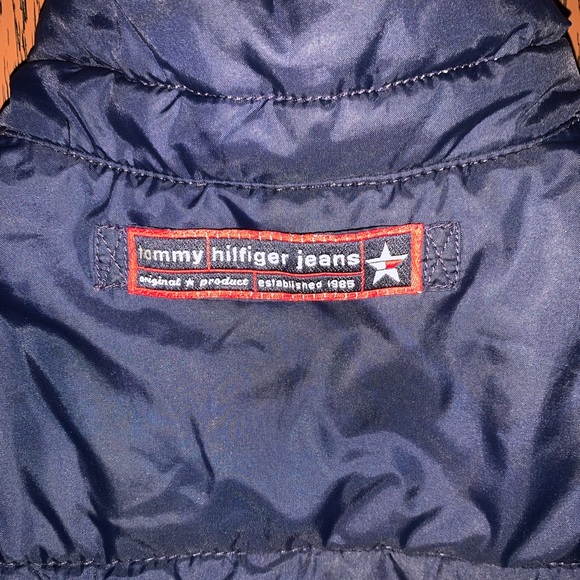 Vest - Picture 3 of 4